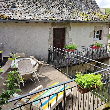 Maison Charmante A Florentin La Capelle Avec Jardin Et Vue Montagne Bagian luar foto